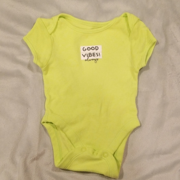 Carters onsie - Picture 6 of 7